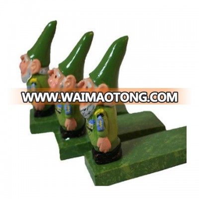 Eco-friendly terracotta custom garden gnome green pot feet